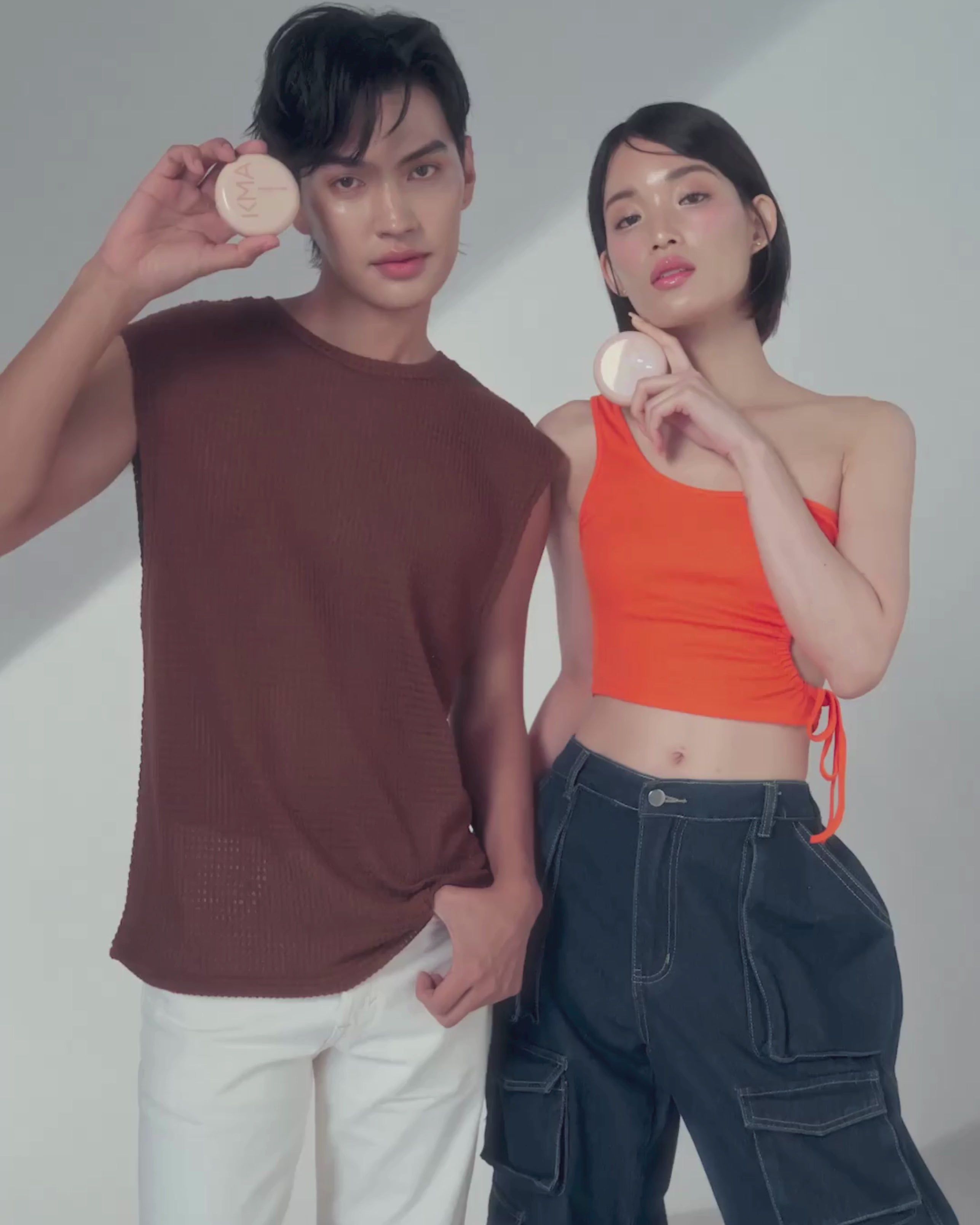 โหลดวิดีโอ: KMA ดรีมมี่ โกลว์ คุชชั่น